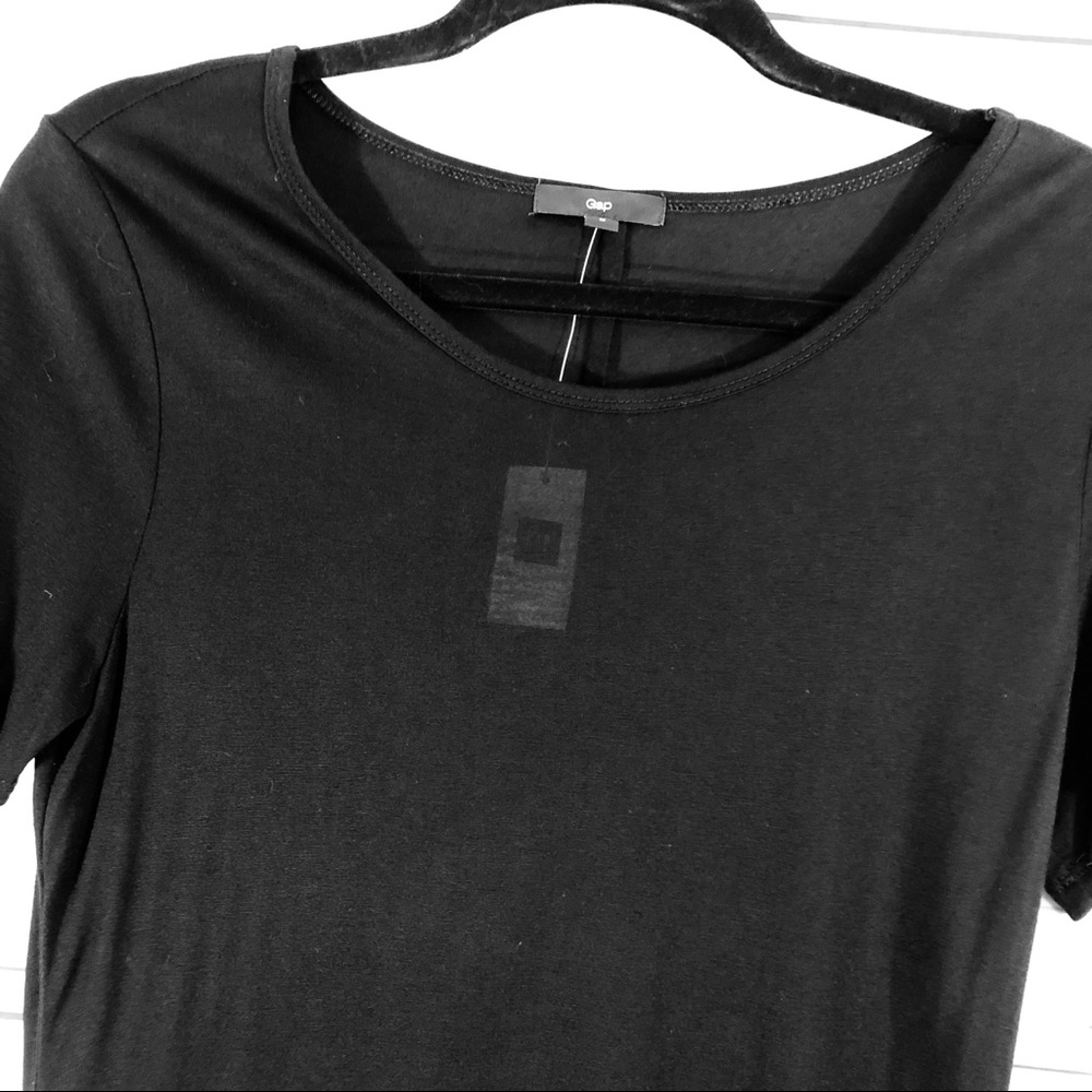 GAP Short Sleeve Lightweight Black Top - Medium